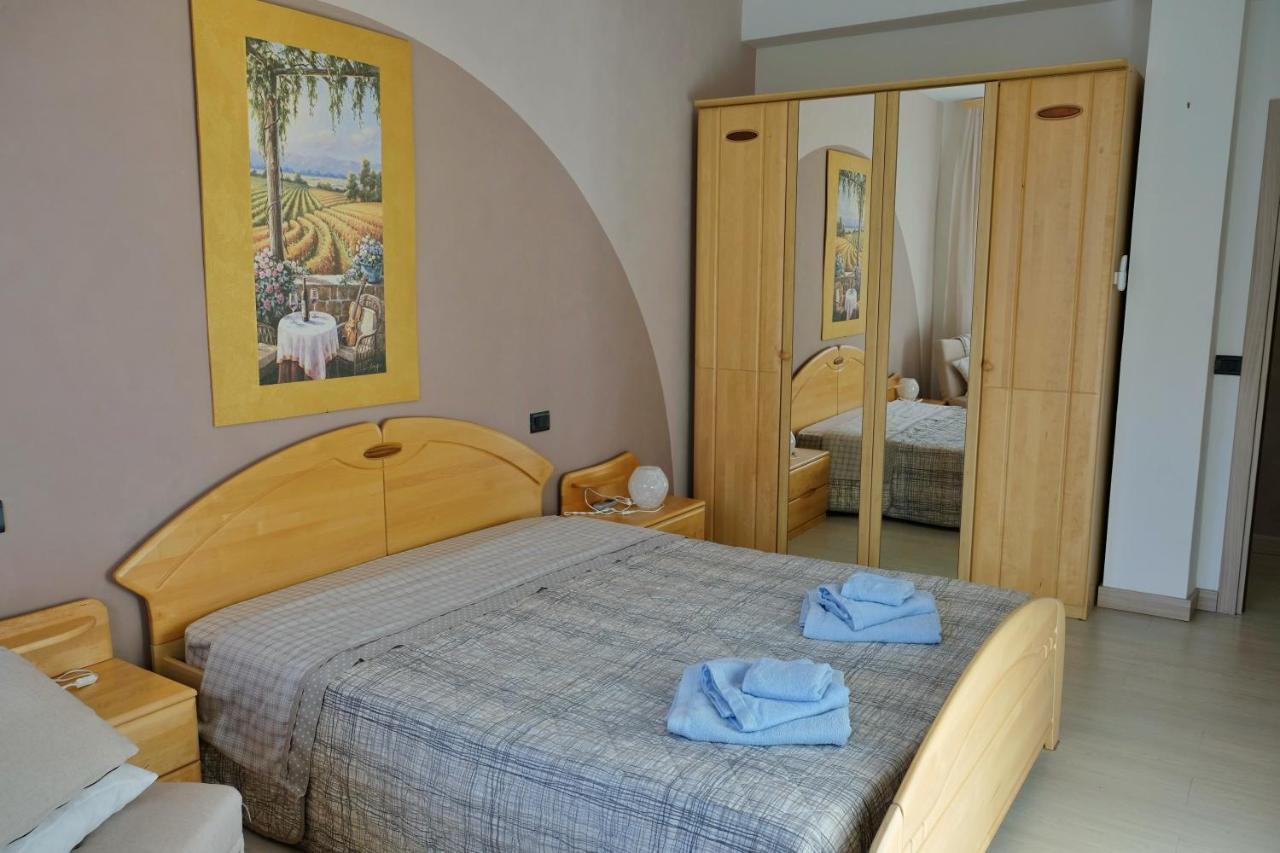 Apartamento Mont&Lac Limone sul Garda Exterior foto